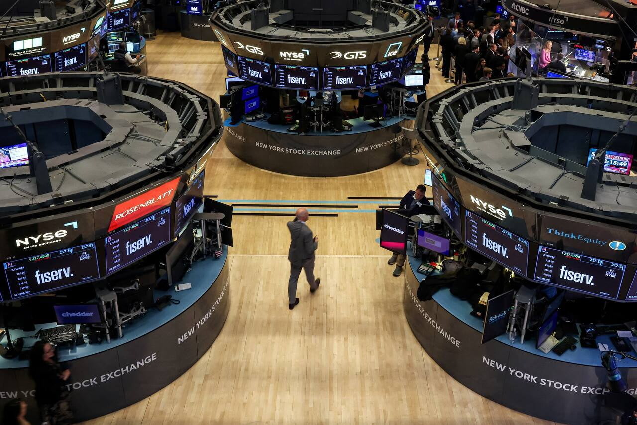 Акции Nvidia, Meta*, Google, AMD и других технологических компаний упали из-за предупреждений о «чрезмерном» ажиотаже вокруг ИИ — FT