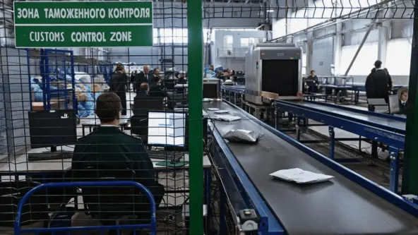 День 1428: правительство запланировало потратить около 16,5 млрд рублей за три года на систему для борьбы с «серым импортом»