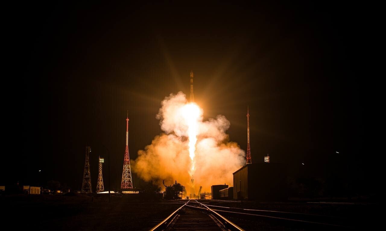 «Роскосмос» запустил «биоспутник» — с мышами, мухами и растениями