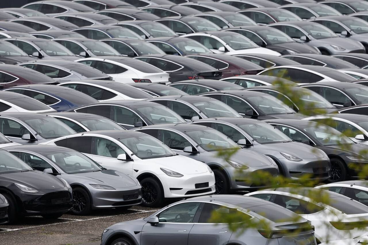 Продажи Tesla в Европе в июле 2025 года упали на 40% год к году — у BYD за этот же период они выросли на 225%