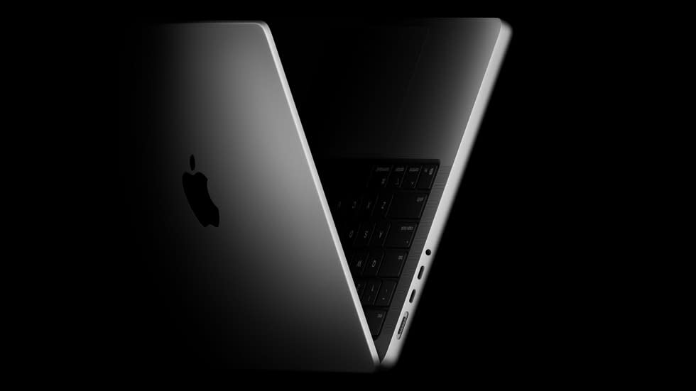 Новый MacBook Pro с чипом M5 будут продавать в ЕС и Великобритании без блока питания