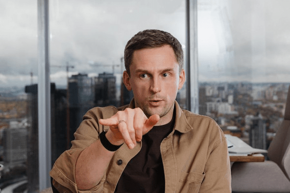 «Быть лидером рынка не запрещено»: глава «Яндекс Такси» — о локализации машин, такси как бирже и переходе на электромобили